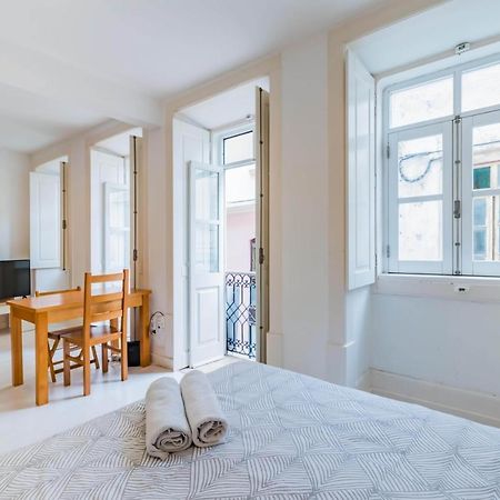 R3 - Coimbra Lovers - Mondego Suite Экстерьер фото
